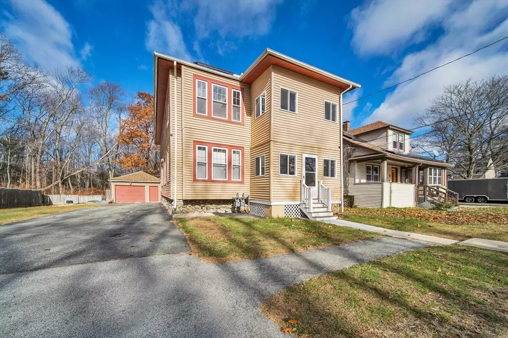 Worcester, MA 01603,19 Monticello Dr