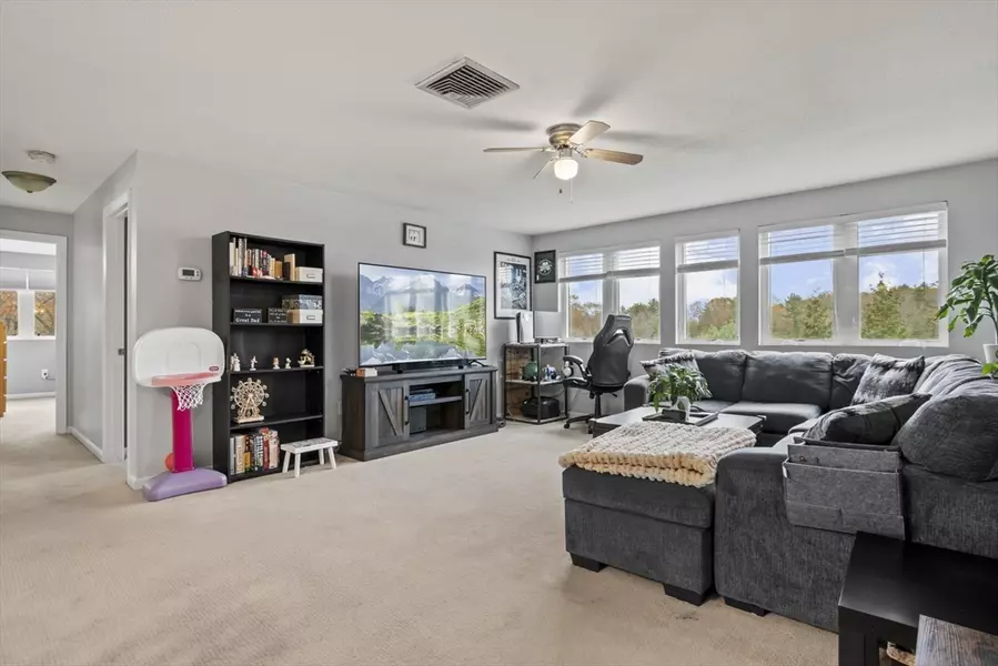 38 Dunham Road #201, Beverly, MA 01915