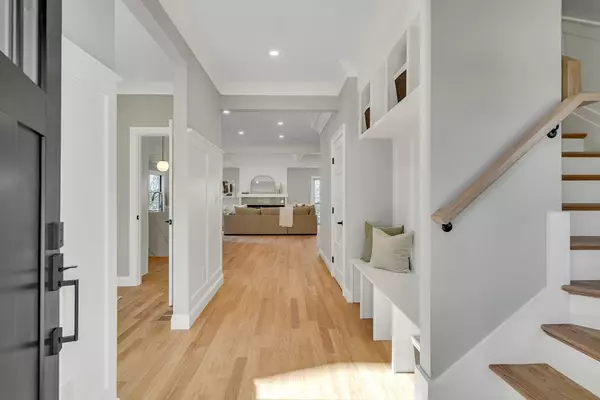 Lexington, MA 02421,24 Deering Ave