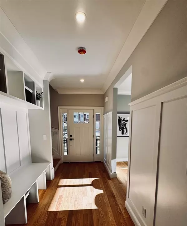 Lexington, MA 02421,24 Deering Ave