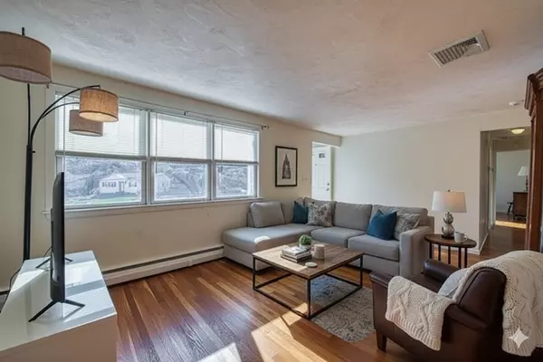 Sharon, MA 02067,40 Lyndon Road