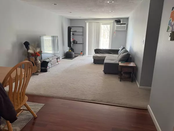 Hudson, MA 01749,200 Manning St #14B