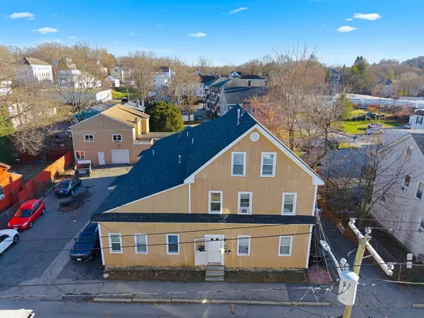 Webster, MA 01570,34-36 Park St