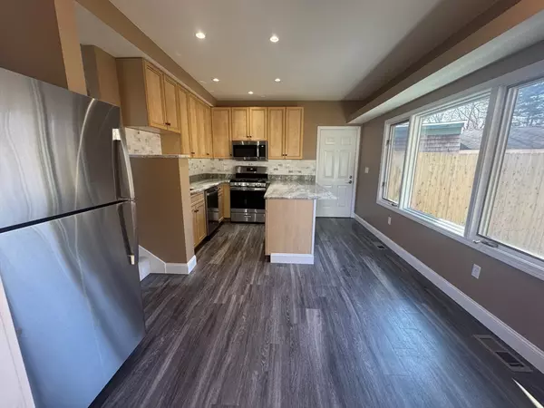 Bedford, MA 01730,39 Neillian St #39