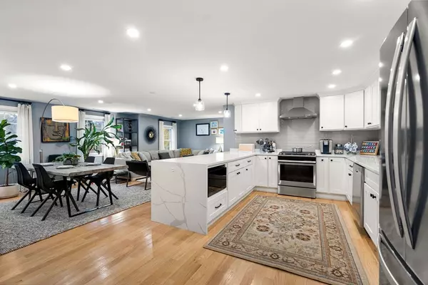 Lynnfield, MA 01940,960 Summer St