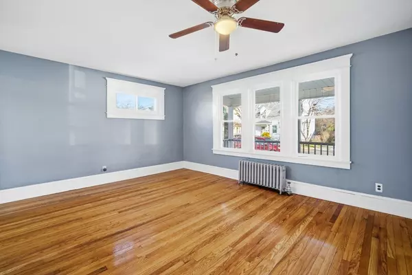 Springfield, MA 01103,152 Monrovia St