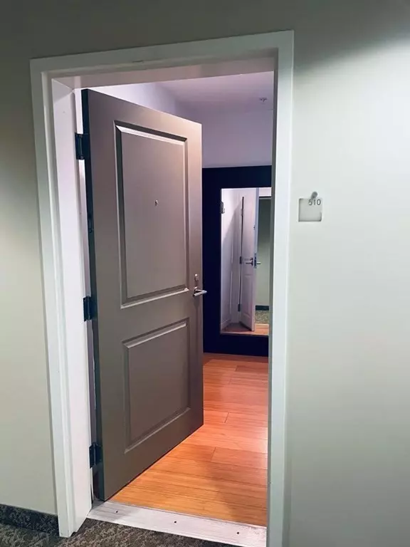 Boston, MA 02215,16 Miner St #510