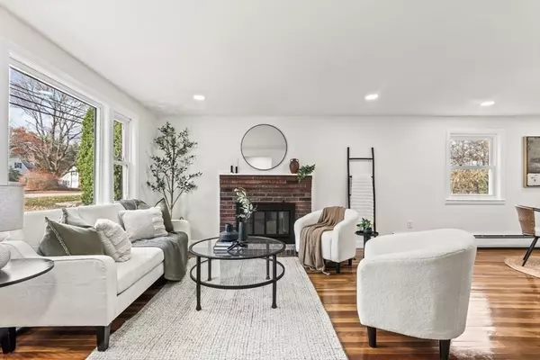 Walpole, MA 02081,1156 Washington St