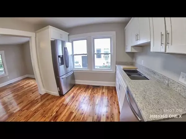 Newton, MA 02466,103 Lexington Street #103