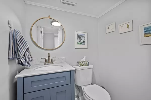 Beverly, MA 01915,27R West St #4