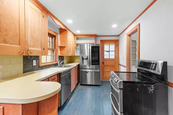 Worcester, MA 01602,15 Wildrose Ave