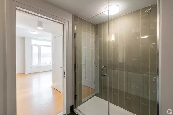 Cambridge, MA 02138,77 New #317