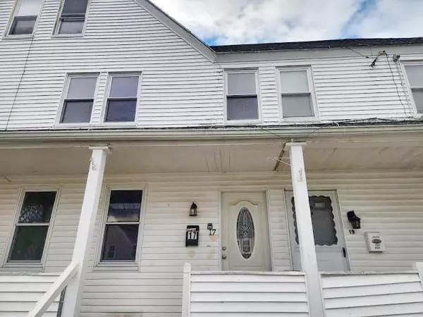 17 Overlook St #17, Northbridge, MA 01588