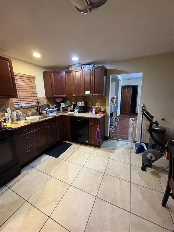 Boston, MA 02128,10 Wordsworth