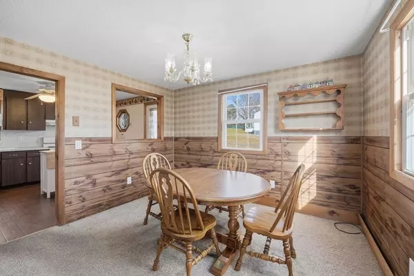 Spencer, MA 01562,16 Old Farm Rd