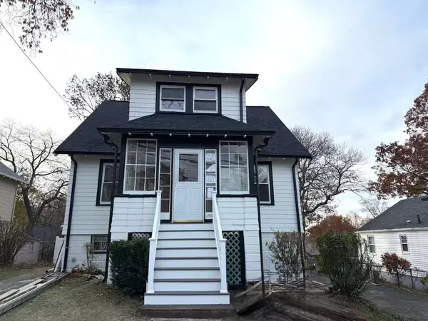 194 Fells Ave, Medford, MA 02155