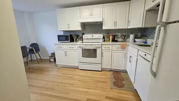 30 Revere Beach Pkwy #416, Medford, MA 02155