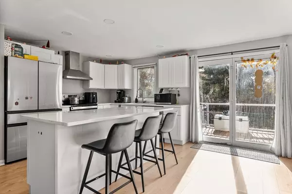 33 Michael Rd, Randolph, MA 02368