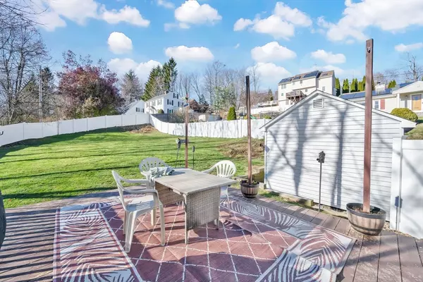 Worcester, MA 01602,5 Edwidge St