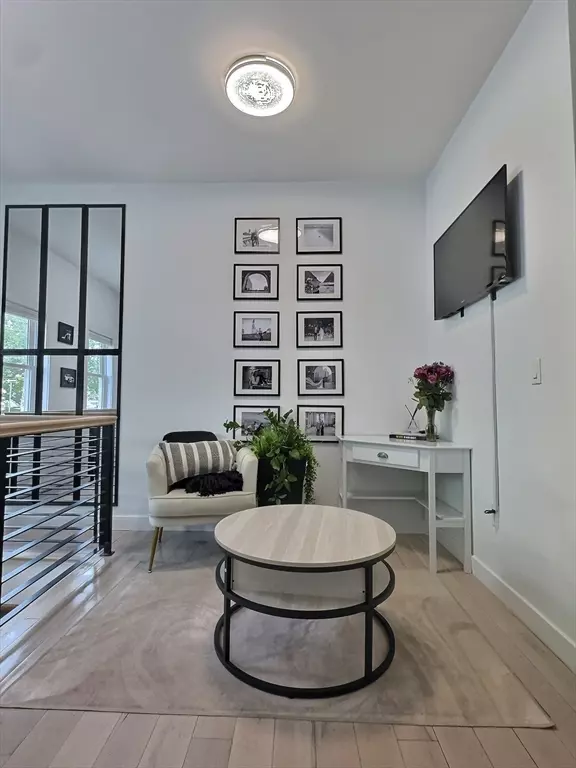 Boston, MA 02128,187 London St #1