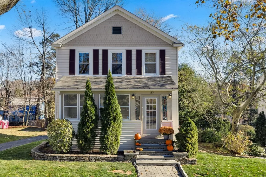 Worcester, MA 01606,113 Bay State Road