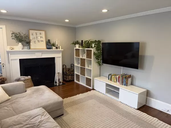 Watertown, MA 02472,11 Lincoln St #1