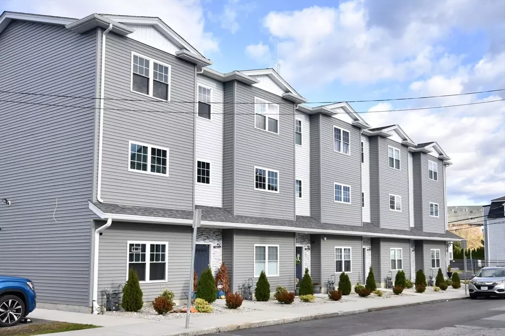 Fall River, MA 02721,550 Spring Street #2