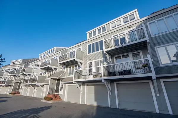 Swampscott, MA 01907,432 Humphrey Street #9