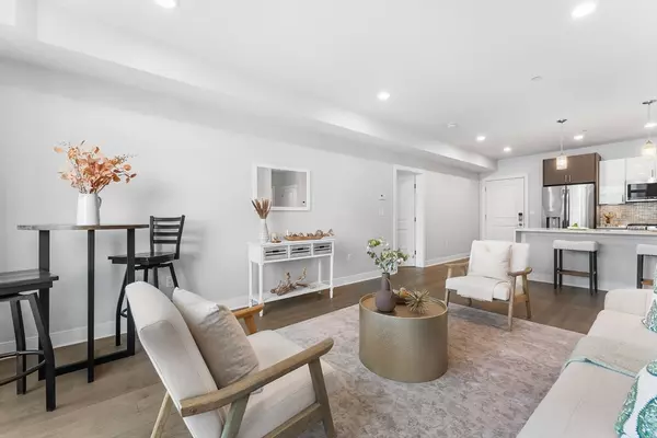 Quincy, MA 02169,2 Cliveden St #405E