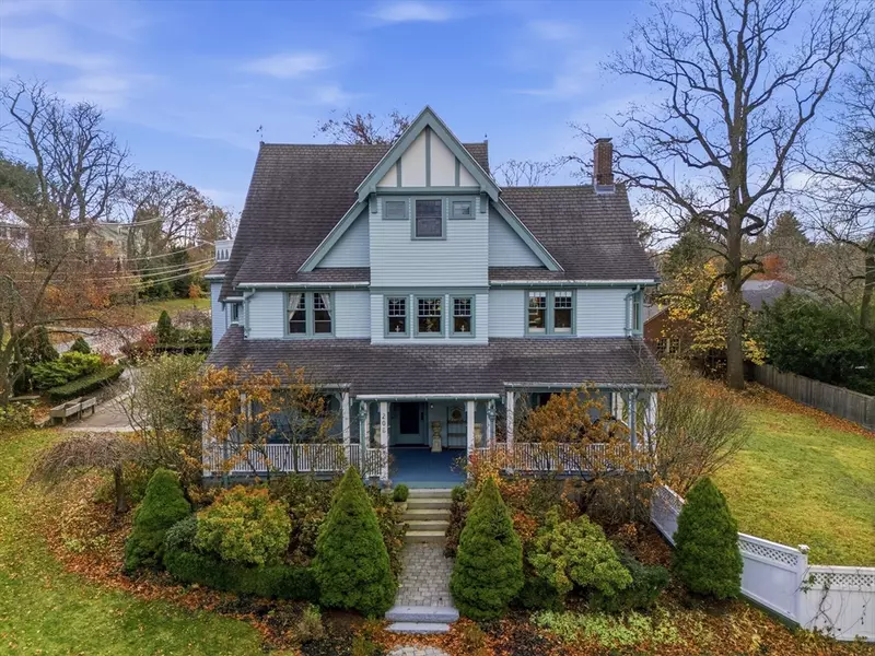 206 Franklin St, Newton, MA 02458