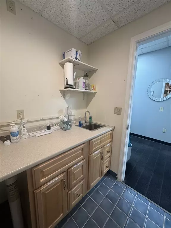 Acushnet, MA 02743,132 S Main St