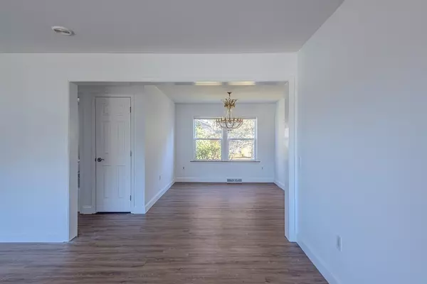 Plymouth, MA 02360,9 Headlands Dr