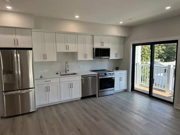 Everett, MA 02149,260 Elm St #301