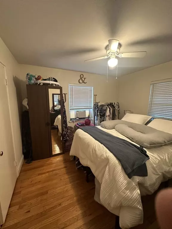 Newton, MA 02458,5 Charlesbank Rd #5