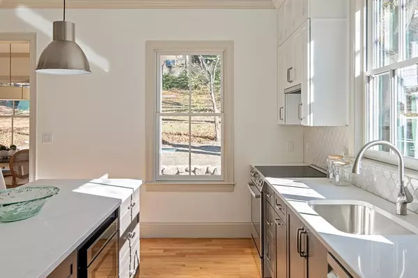 Arlington, MA 02474,181 Lowell St