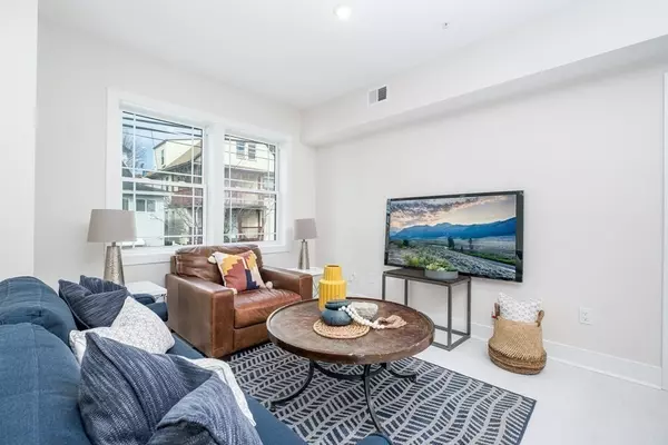 Revere, MA 02151,1540 N Shore Road #301