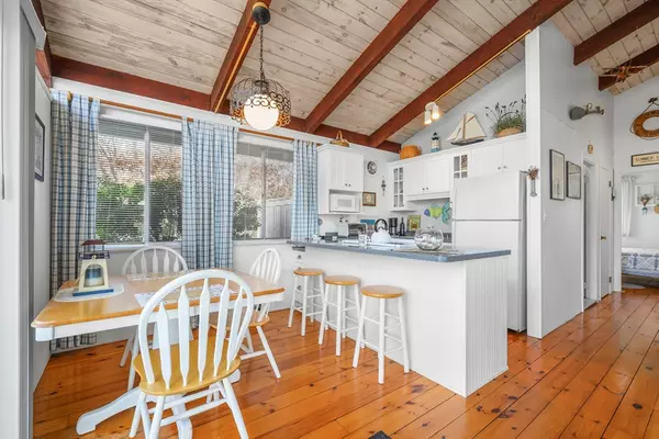 Falmouth, MA 02536,1 Cuttysark Road