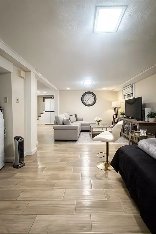 Boston, MA 02128,838 Saratoga St #B