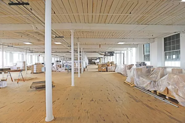 Fall River, MA 02723,657 Quarry Street #4th