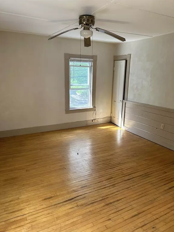 1 Chester Rd #G, Derry, NH 03038