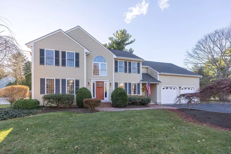 11 Buckthorn Ln, North Attleboro, MA 02760