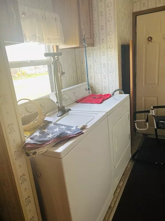 Gardner, MA 01440,51 Champagne Rd