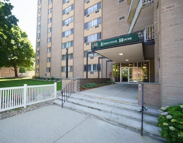 Quincy, MA 02169,1025 Hancock St #2K