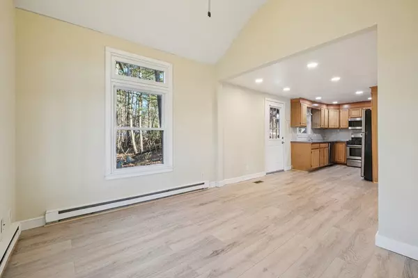 Dracut, MA 01826,351 Peters Pond Dr