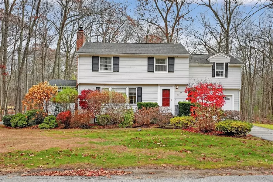 21 Fairbanks Rd, Chelmsford, MA 01824
