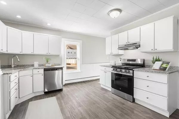 North Andover, MA 01845,68 Union St