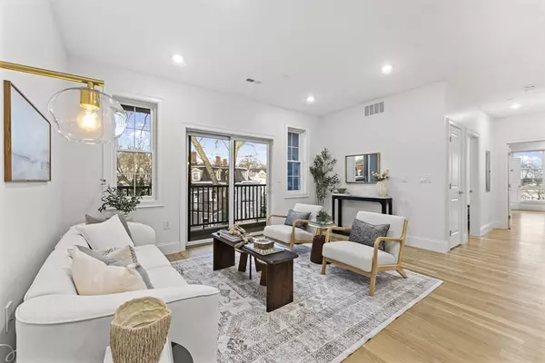 Marlborough, MA 01752,272 Lincoln Street #302