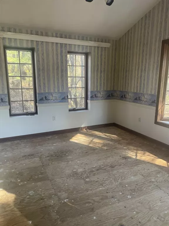 Attleboro, MA 02703,63 Prescott St