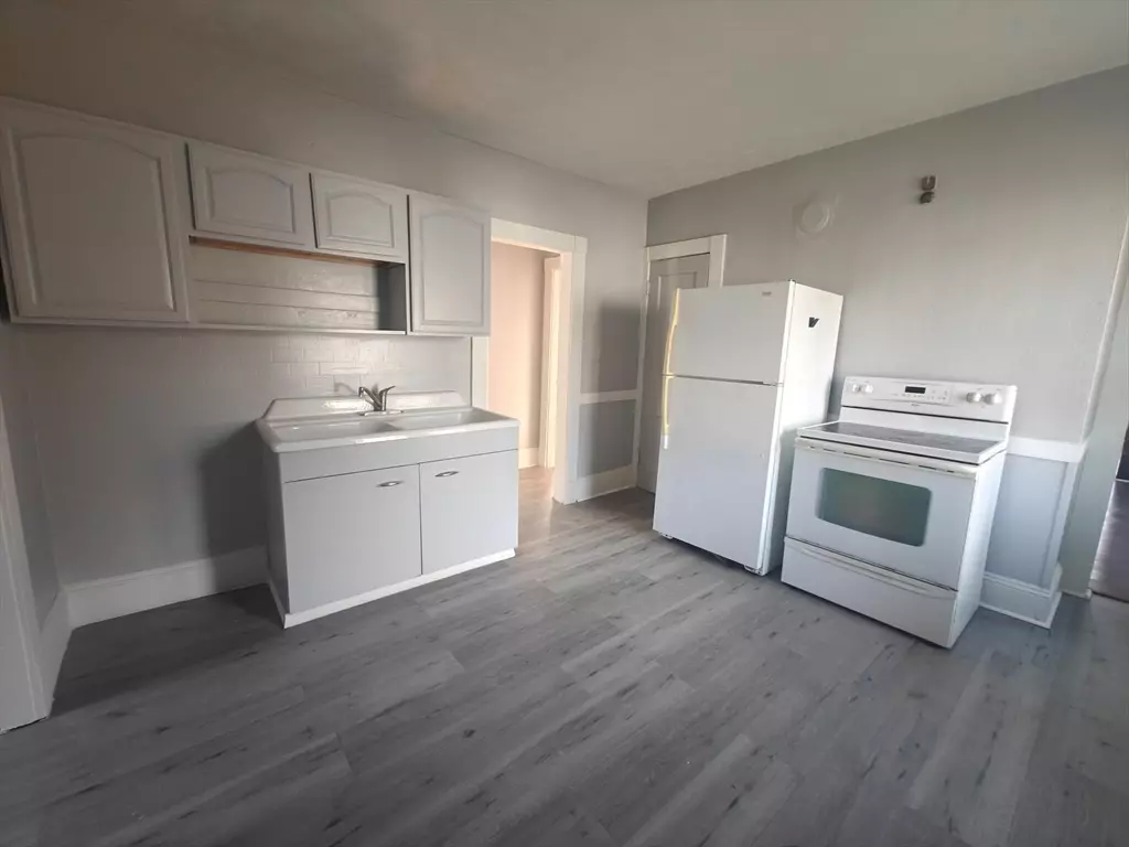 Springfield, MA 01108,57-59 Lester #2