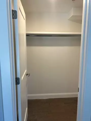 Harwich, MA 02645,328 Bank Street #5